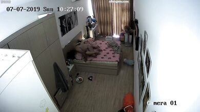 私房最新流出黑客❤️破解家庭摄像头监控偷拍各种夫妻啪啪（7） (11)